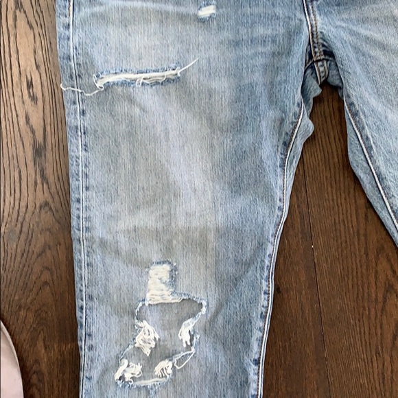 Women’s Levi 501 - Picture 3 of 4